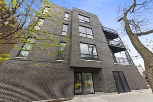 1050 W Cornelia Ave #303 - Photo 1 of 1