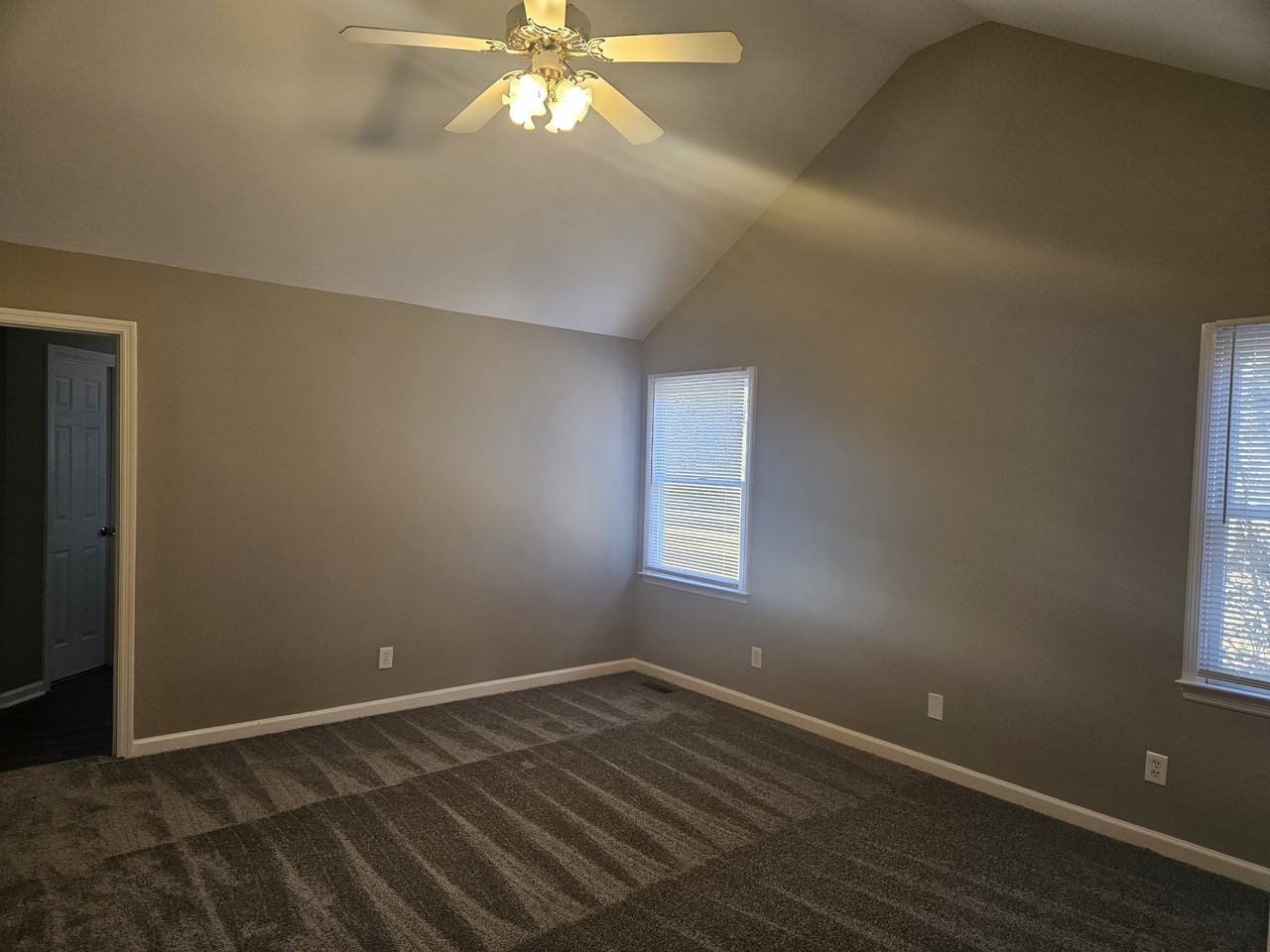 1141 Sagefield Dr - Photo 7 of 18