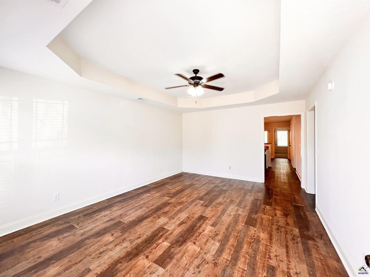 119 Washington Place Dr - Photo 3 of 16