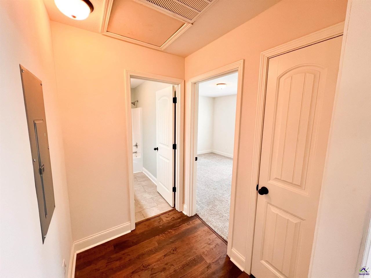 119 Washington Place Dr - Photo 5 of 16