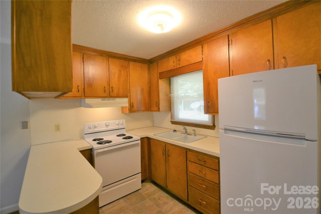 105 Ferstl Ave - Photo 7 of 20