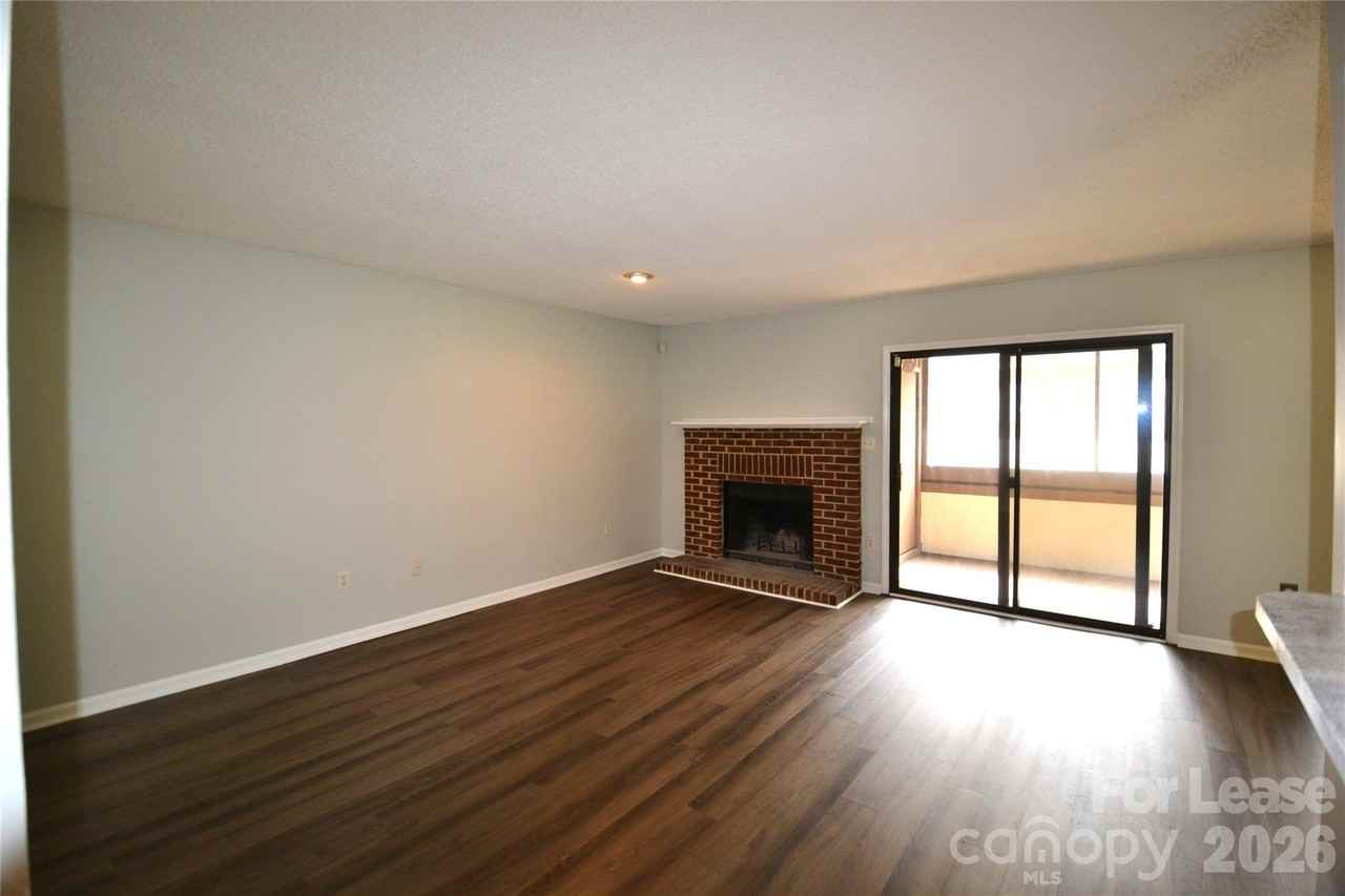 7124 Winery Ln - Photo 3 of 29