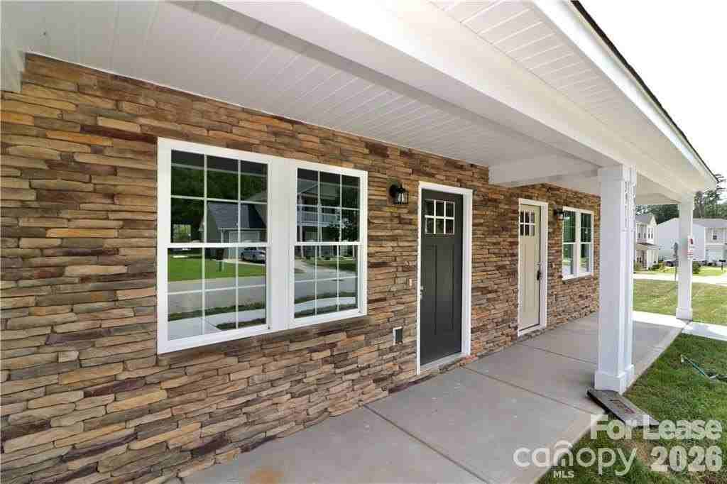 3971 Newhall Dr Nw - Photo 3 of 36