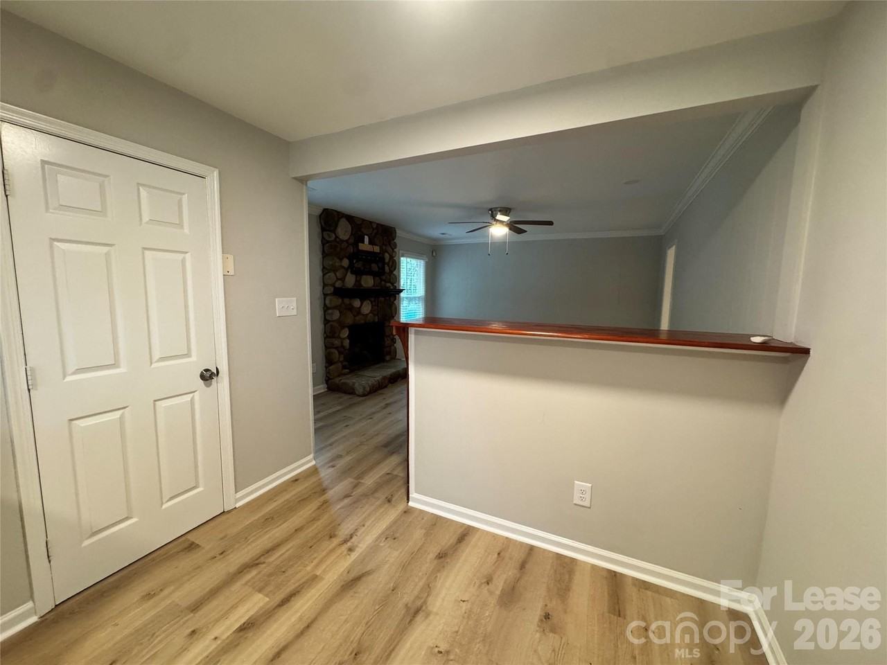 6314 Harrisburg Rd - Photo 6 of 16