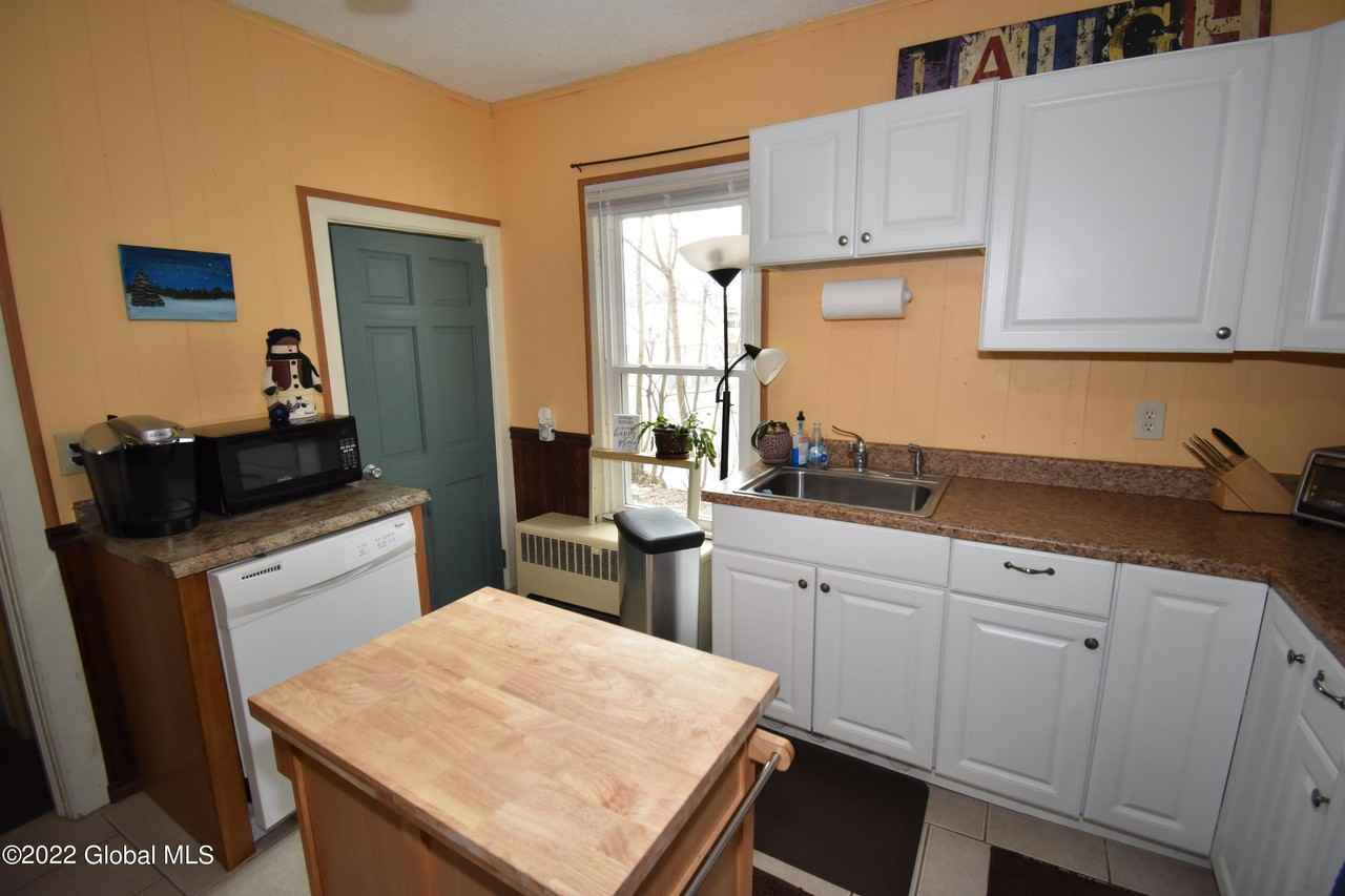 5 Alger St - Photo 6 of 35