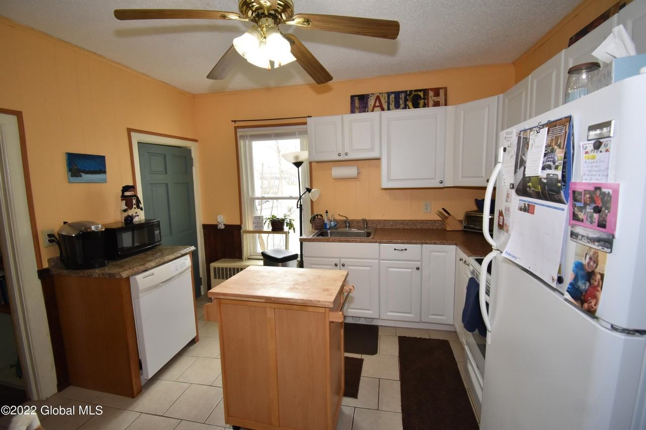 5 Alger St - Photo 7 of 35