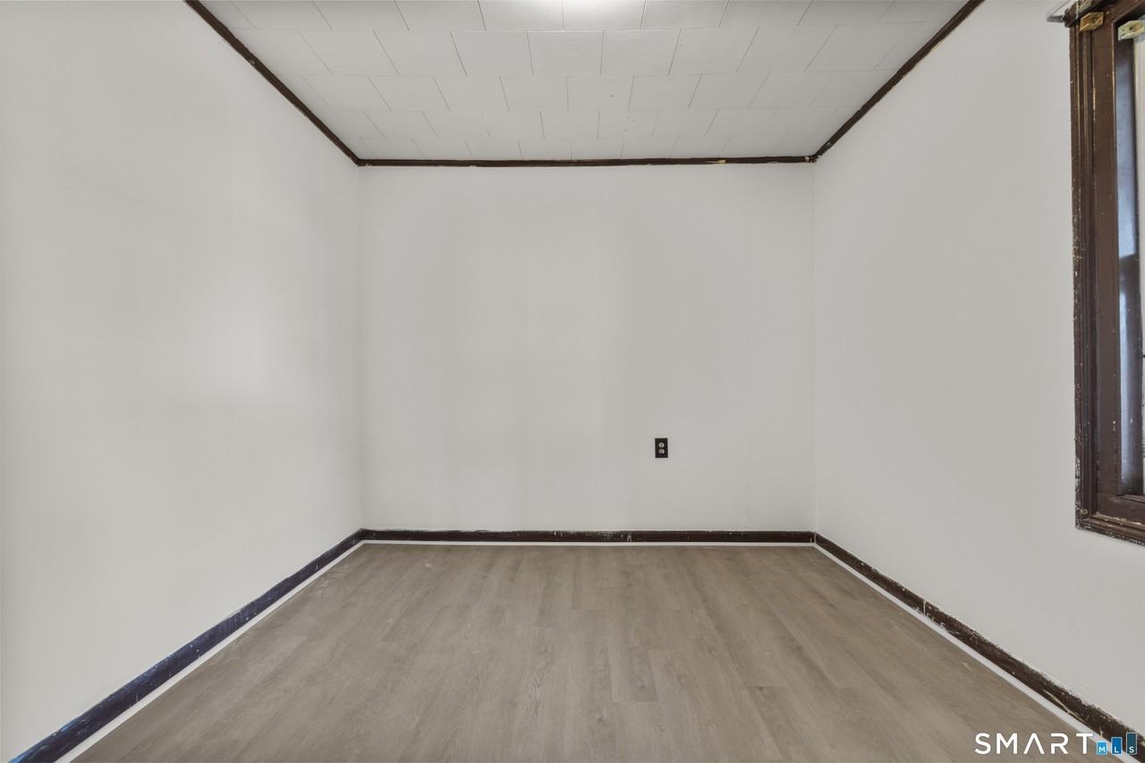 48 Anderson St #3 - Photo 4 of 9