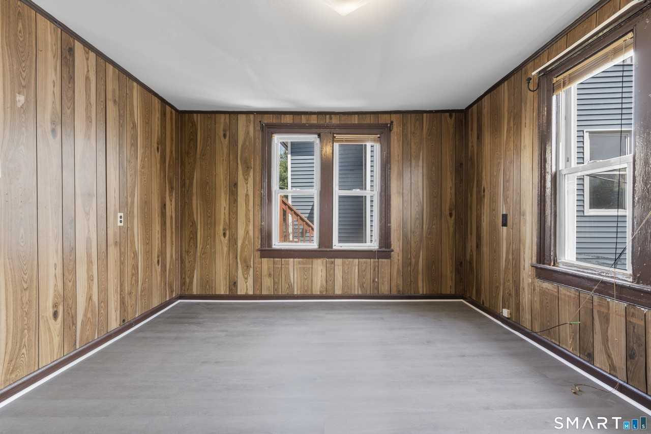 48 Anderson St #3 - Photo 5 of 9