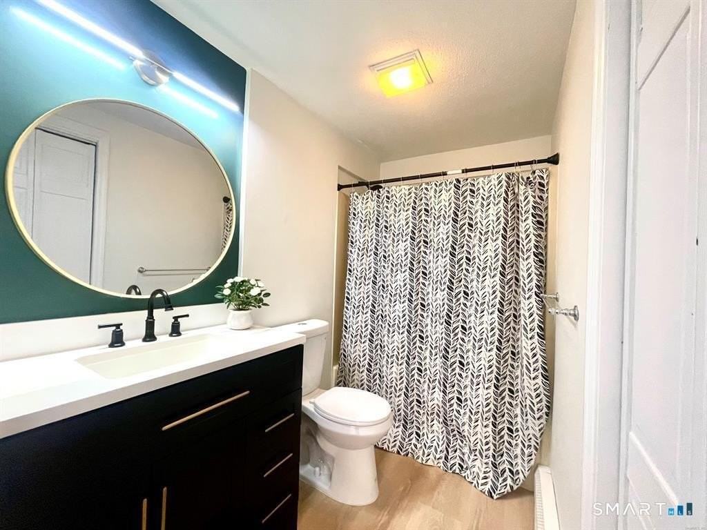 112 Woodbine St #1st - Photo 6 of 22