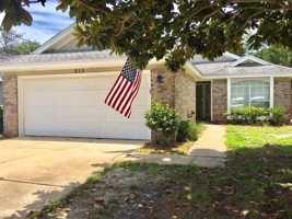 featured image of 815 Boulevard De Lorleans