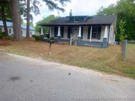 featured image of 404 Mcgwigan St