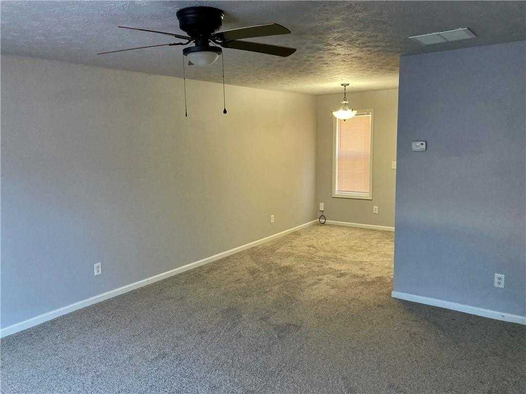 625 Baron Dr #B - Photo 2 of 16