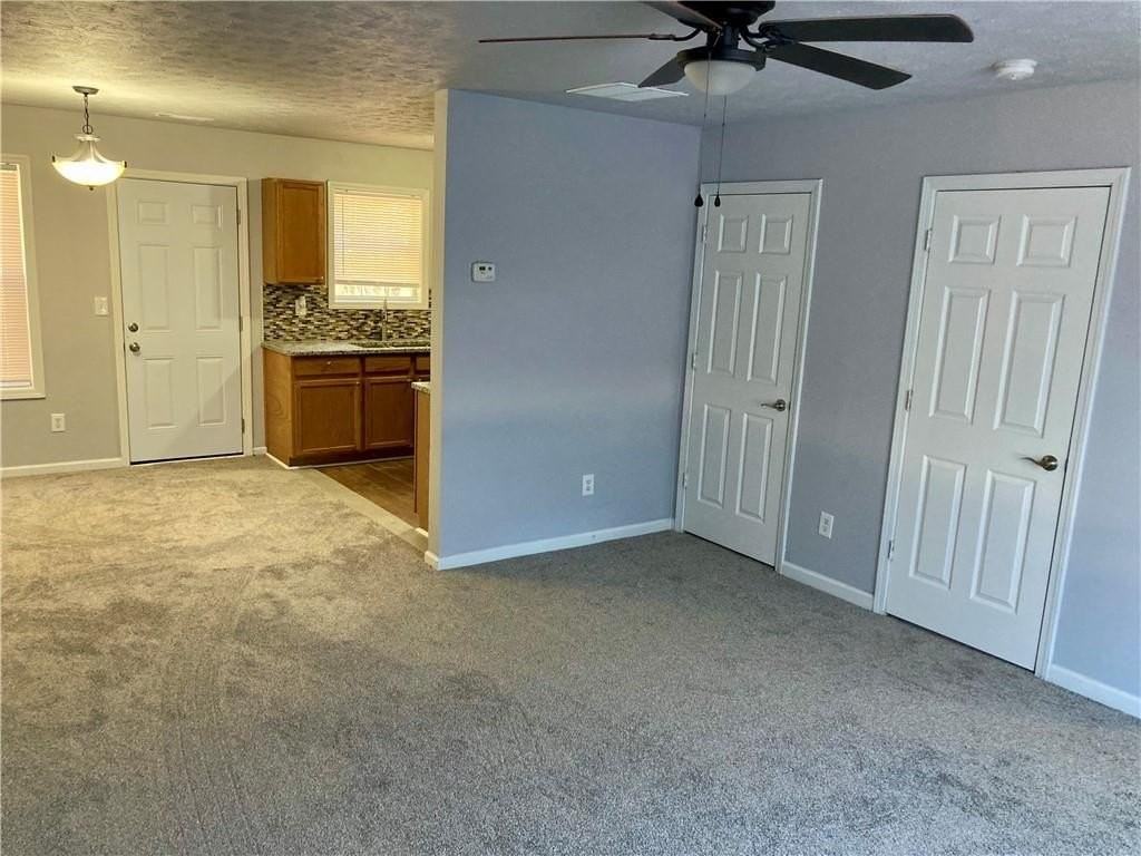 625 Baron Dr #B - Photo 4 of 16