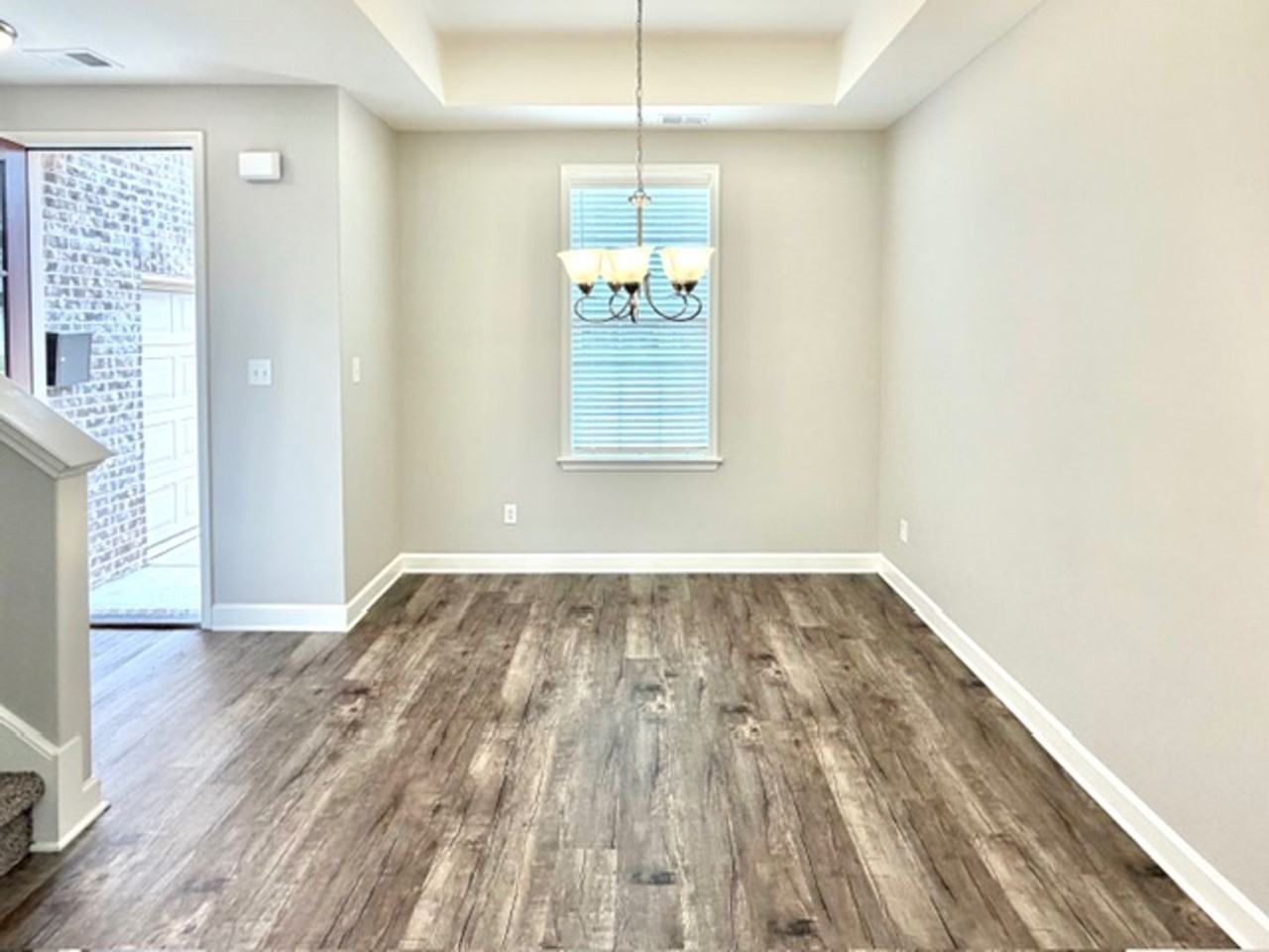 5163 North Ave - Photo 4 of 11
