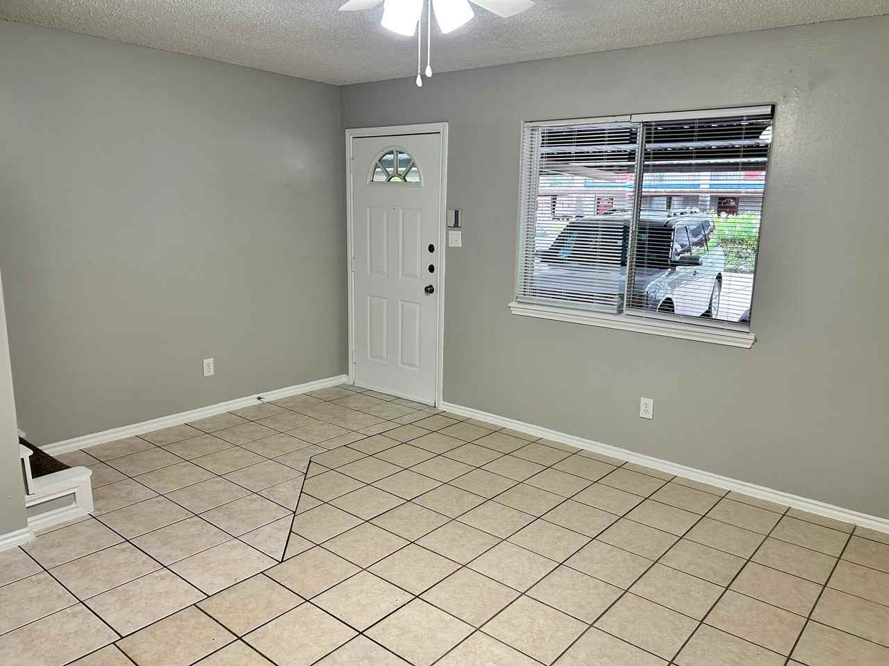 2308 W Elisa Ln #2308-08 - Photo 2 of 10