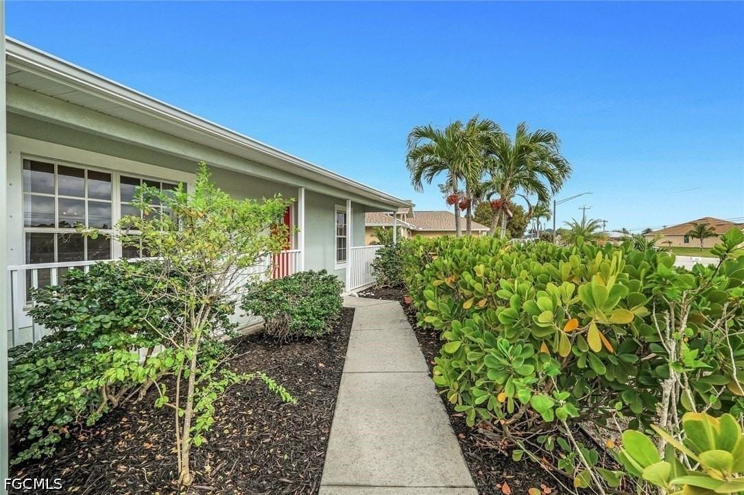 3322 Oasis Blvd - Photo 4 of 31