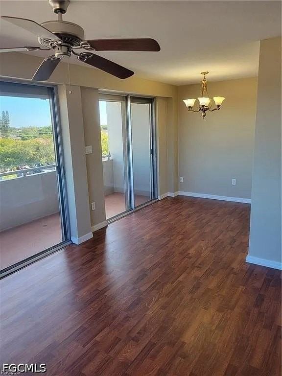 4803 Sunset Ct #402 - Photo 5 of 7