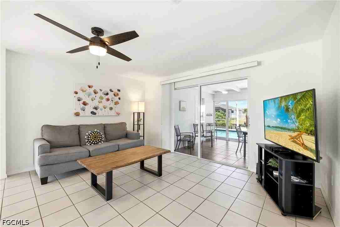 3105 Se 18th Ave - Photo 3 of 31