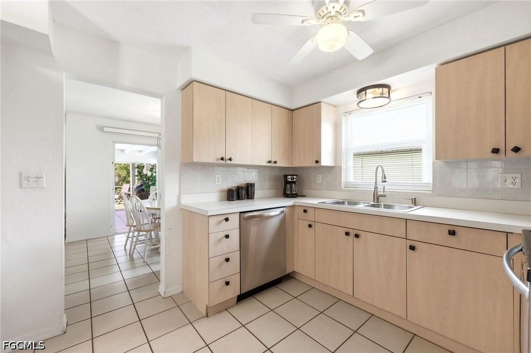 3105 Se 18th Ave - Photo 5 of 31
