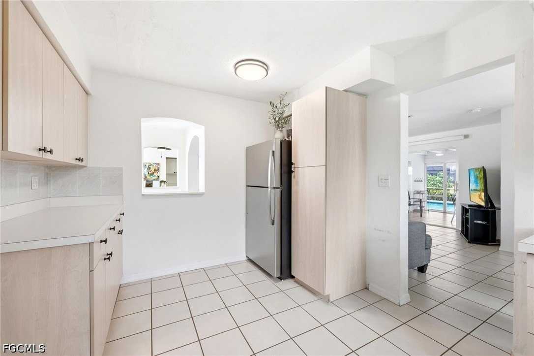 3105 Se 18th Ave - Photo 6 of 31