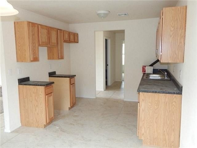 14737 Cactus Crossing Dr - Photo 4 of 8
