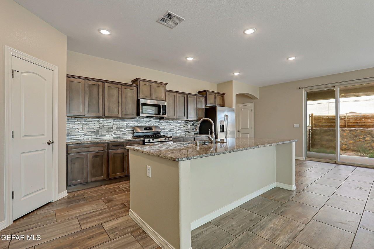 2808 Tierra De Moyo Pl - Photo 3 of 14
