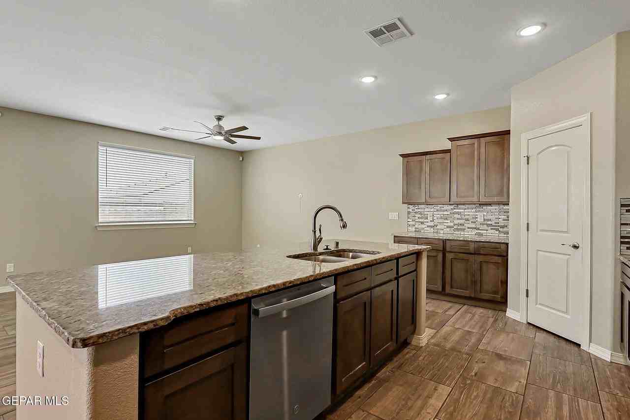 2808 Tierra De Moyo Pl - Photo 5 of 14