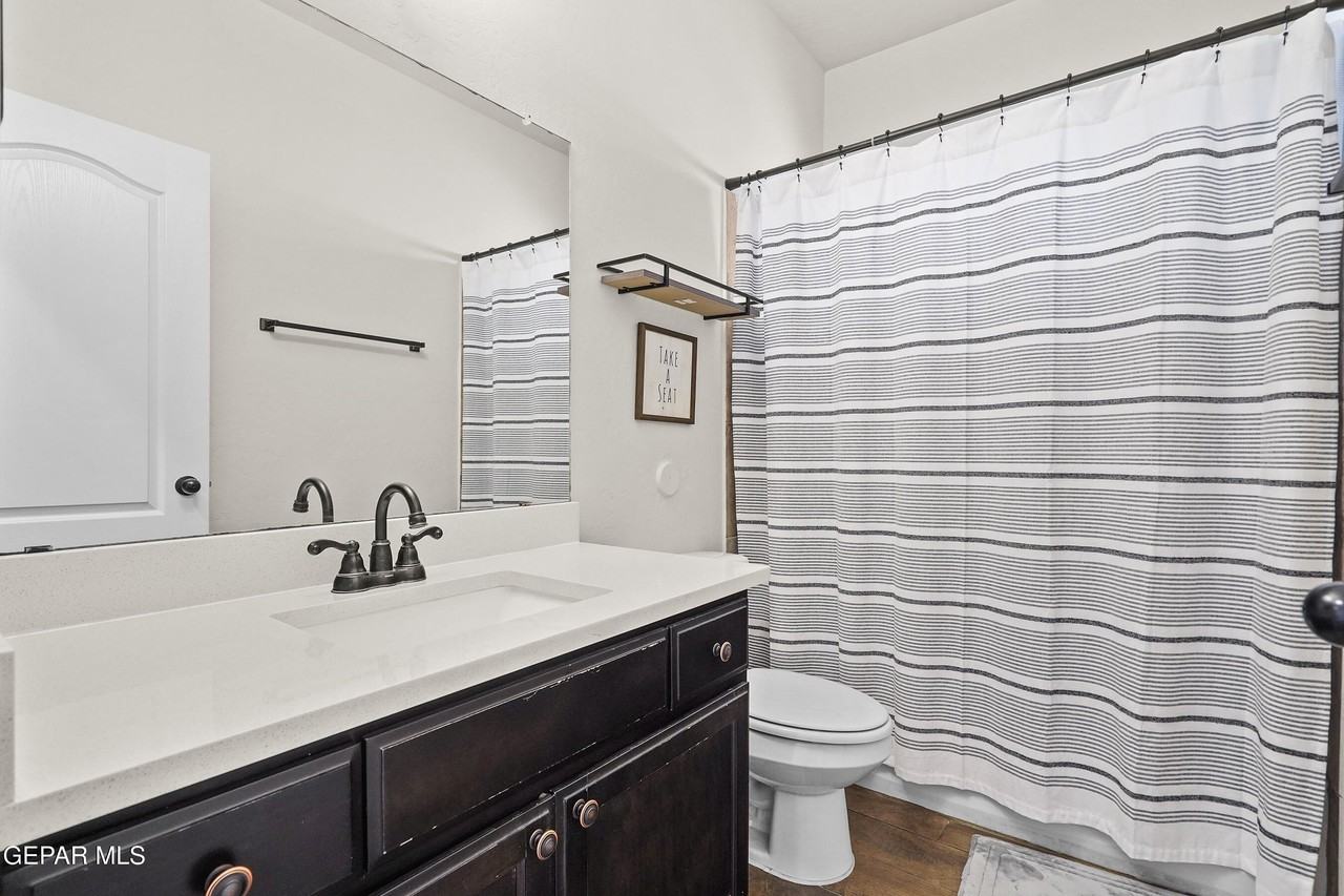 12597 New Dawn Dr - Photo 7 of 33