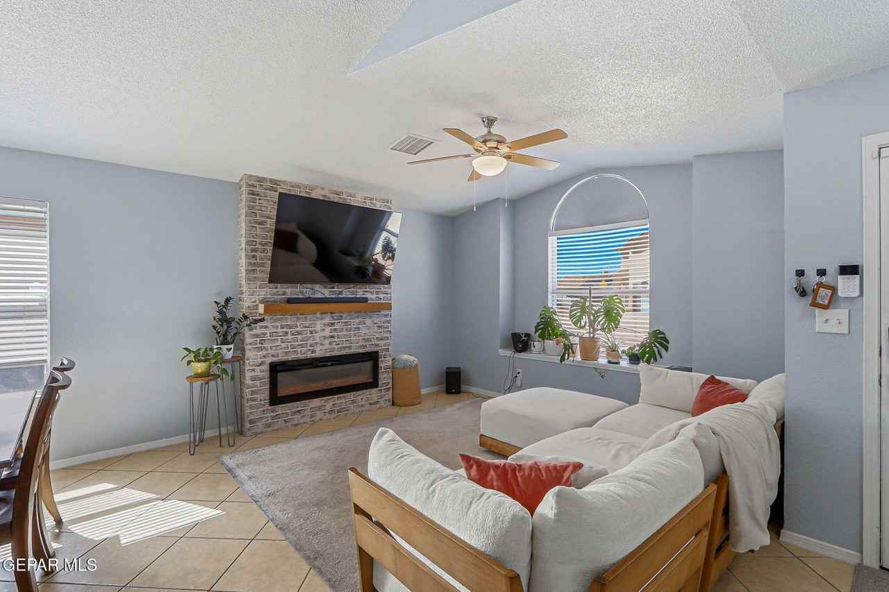 14181 Tierra Halcon Dr - Photo 6 of 37