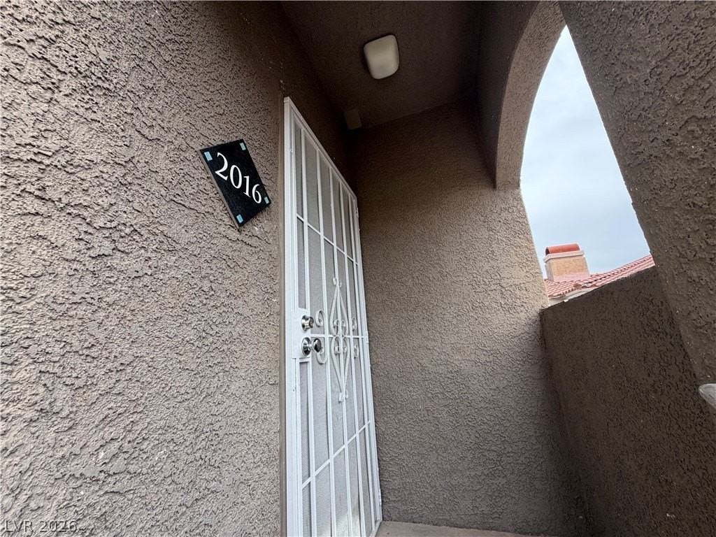 5525 W Flamingo Rd #2016 - Photo 4 of 20