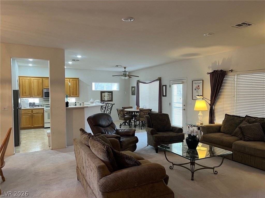 2609 Arimo Dr - Photo 5 of 17