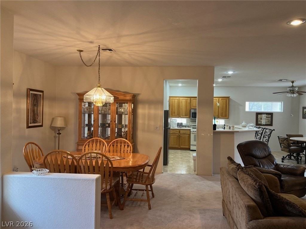 2609 Arimo Dr - Photo 6 of 17