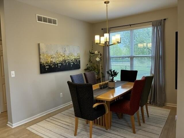 1865 Telford Ct - Photo 3 of 32