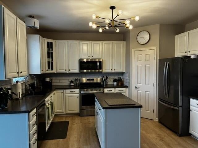 1865 Telford Ct - Photo 5 of 32