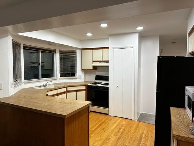7356 Hedgerow Ct - Photo 5 of 17