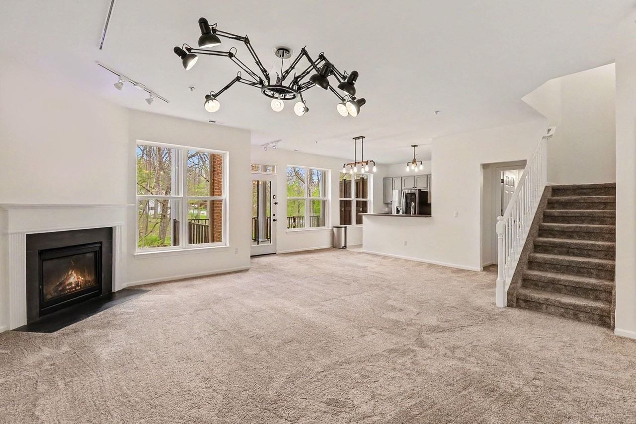 3157 Asher Rd - Photo 7 of 36