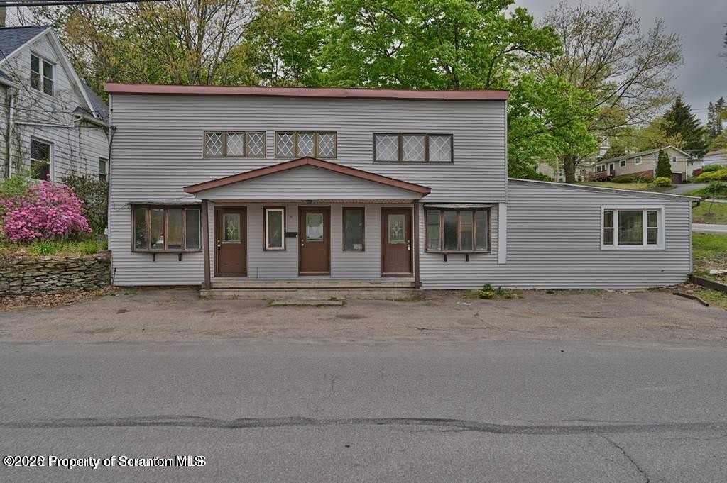 200 Center St - Photo 2 of 24