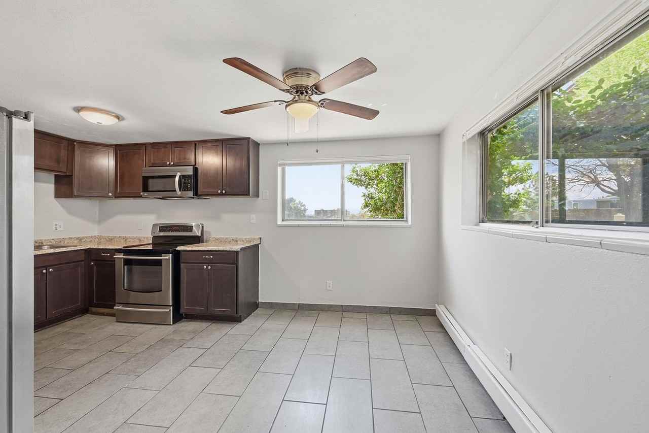 875 S Quebec St #21 - Photo 5 of 17