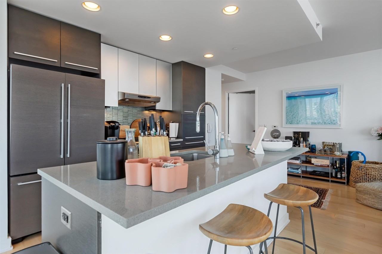 2nd St #1705 - Photo 7 of 25