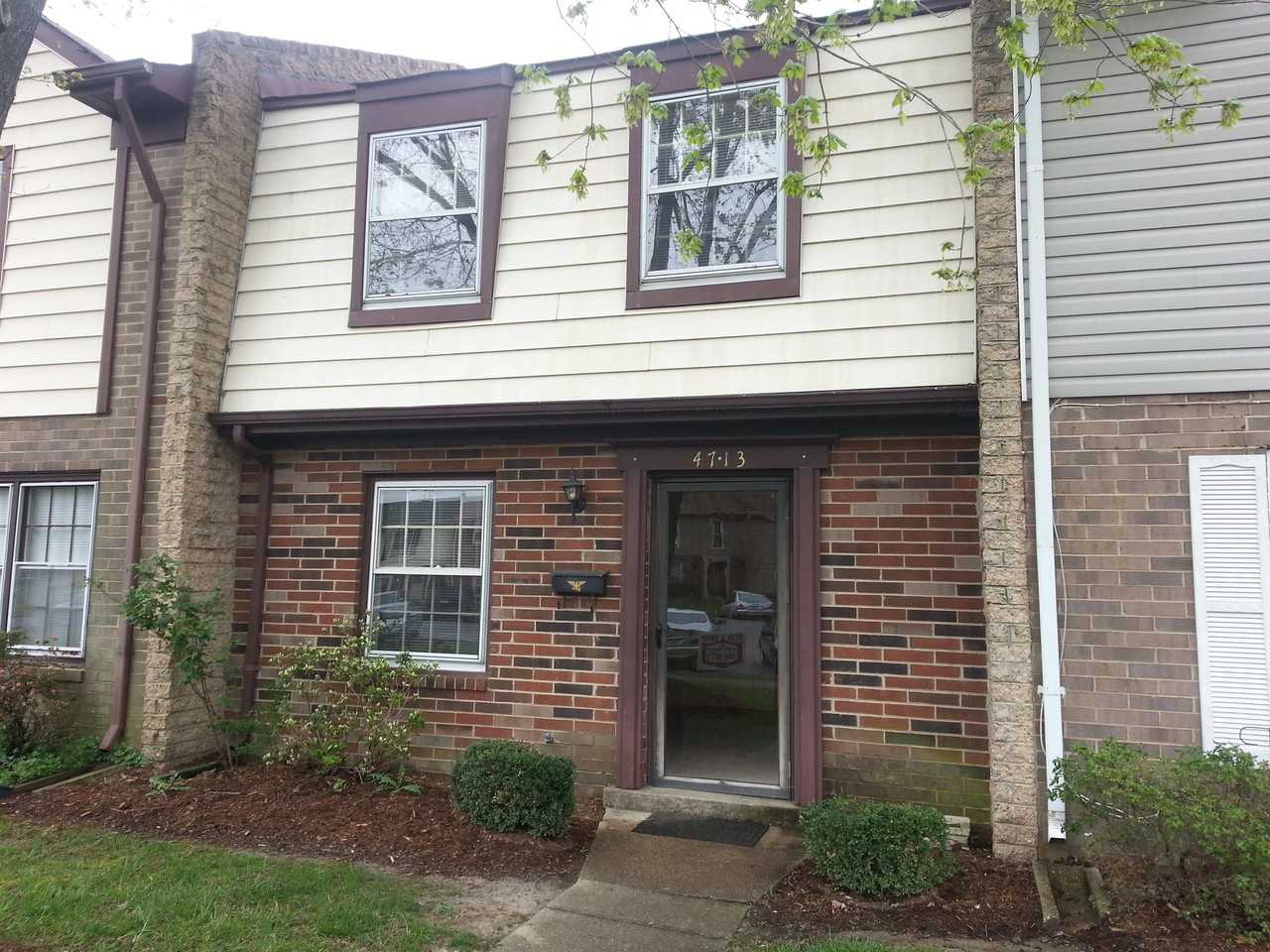 4713 Leadenhall Dr #1 - Photo 3 of 10