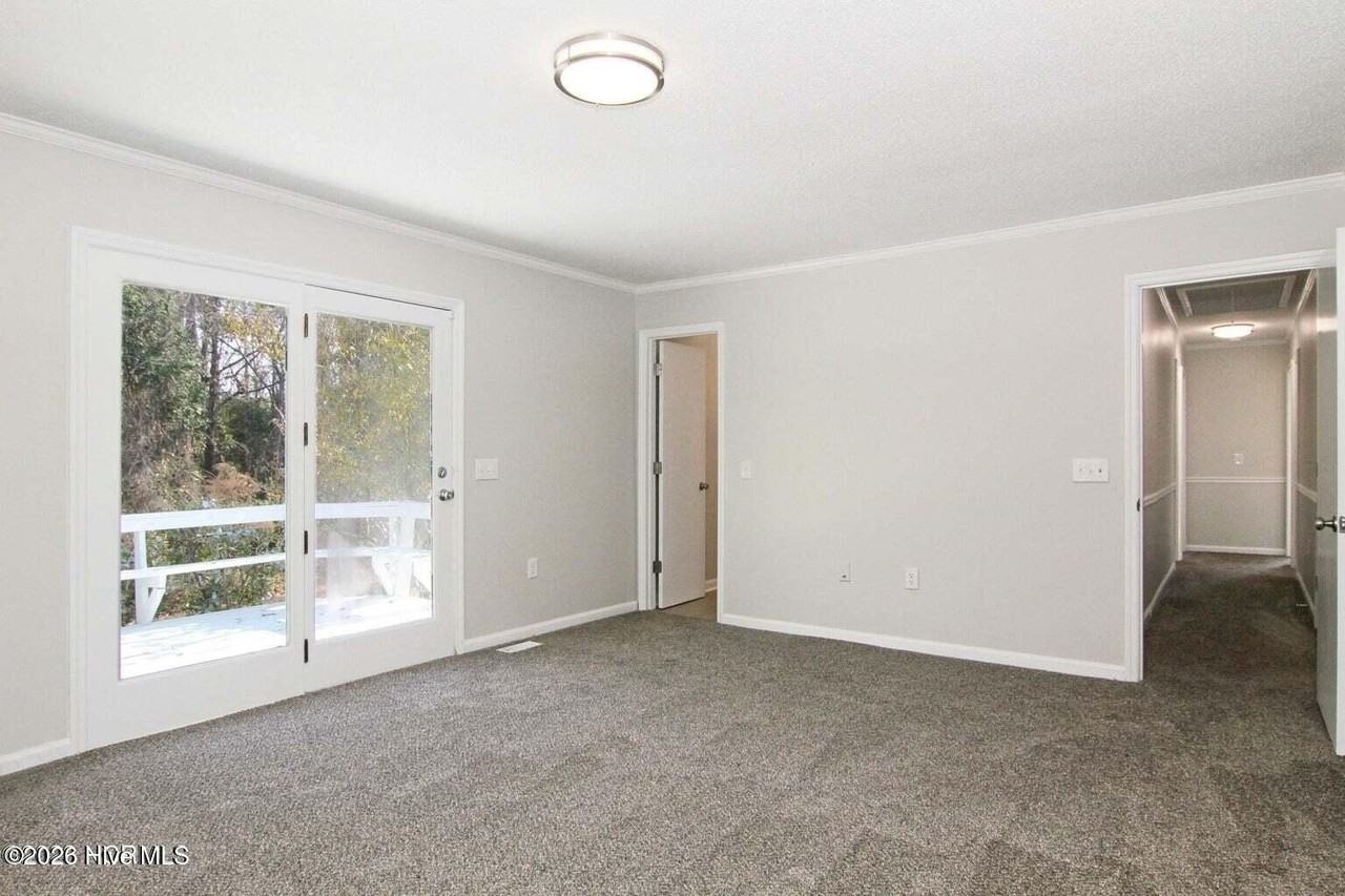 63 Jesse Lee Ln - Photo 7 of 10