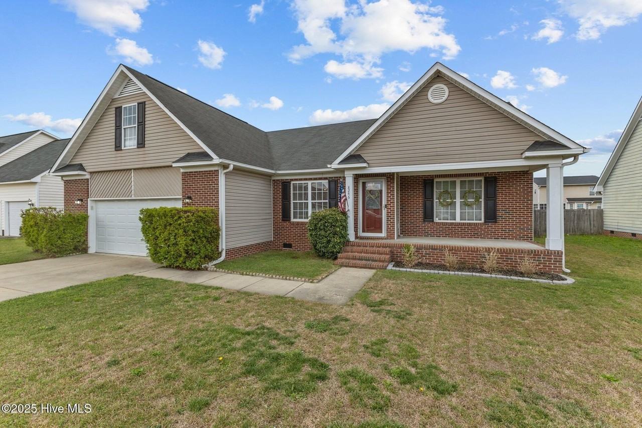 8246 English Saddle Dr - Photo 3 of 45