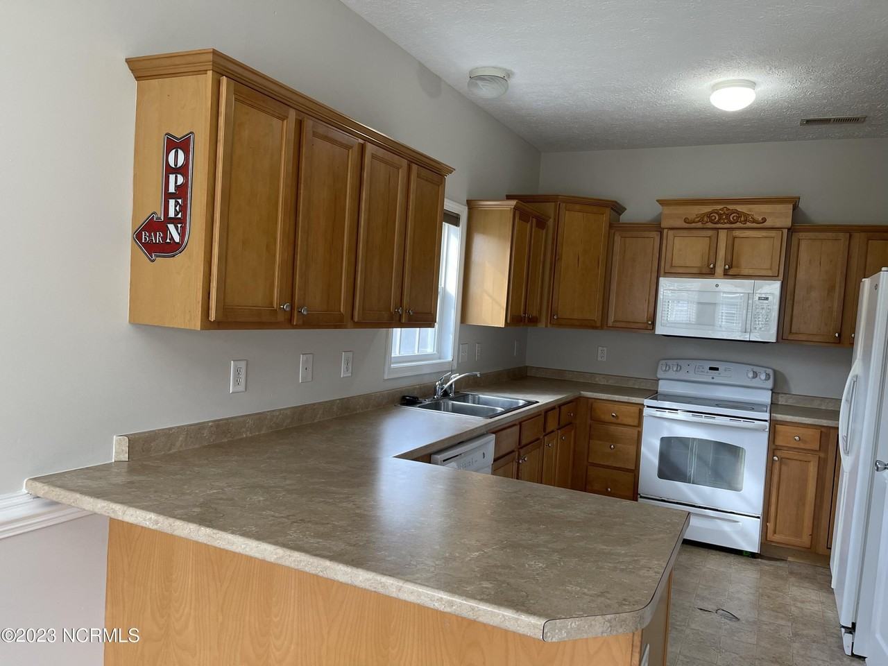 200 Pond Pine Trl - Photo 5 of 32