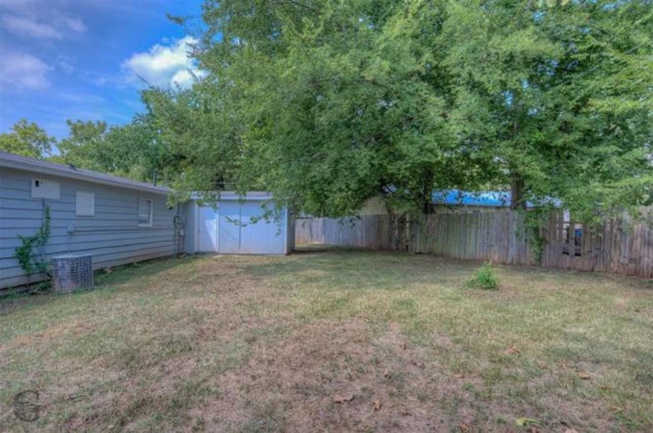 2804 Hood Dr - Photo 3 of 10