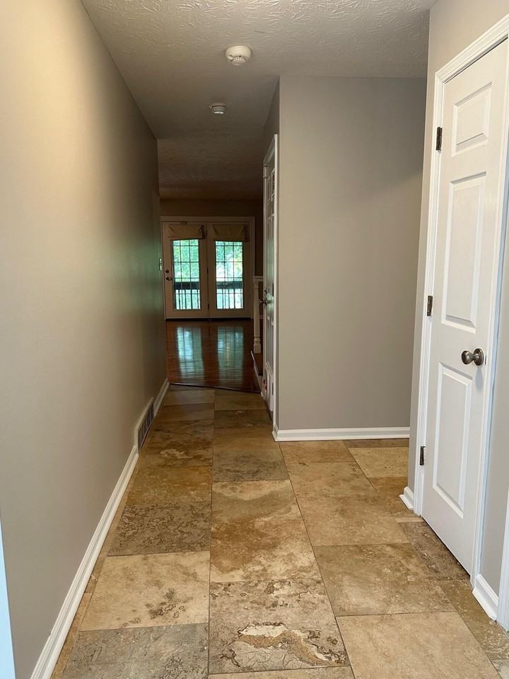 3505 Lakeside Ct - Photo 3 of 45