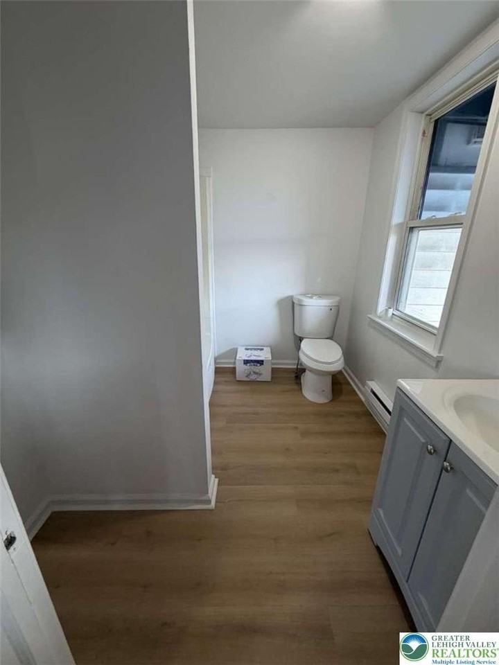 503 Dock St #B - Photo 7 of 12