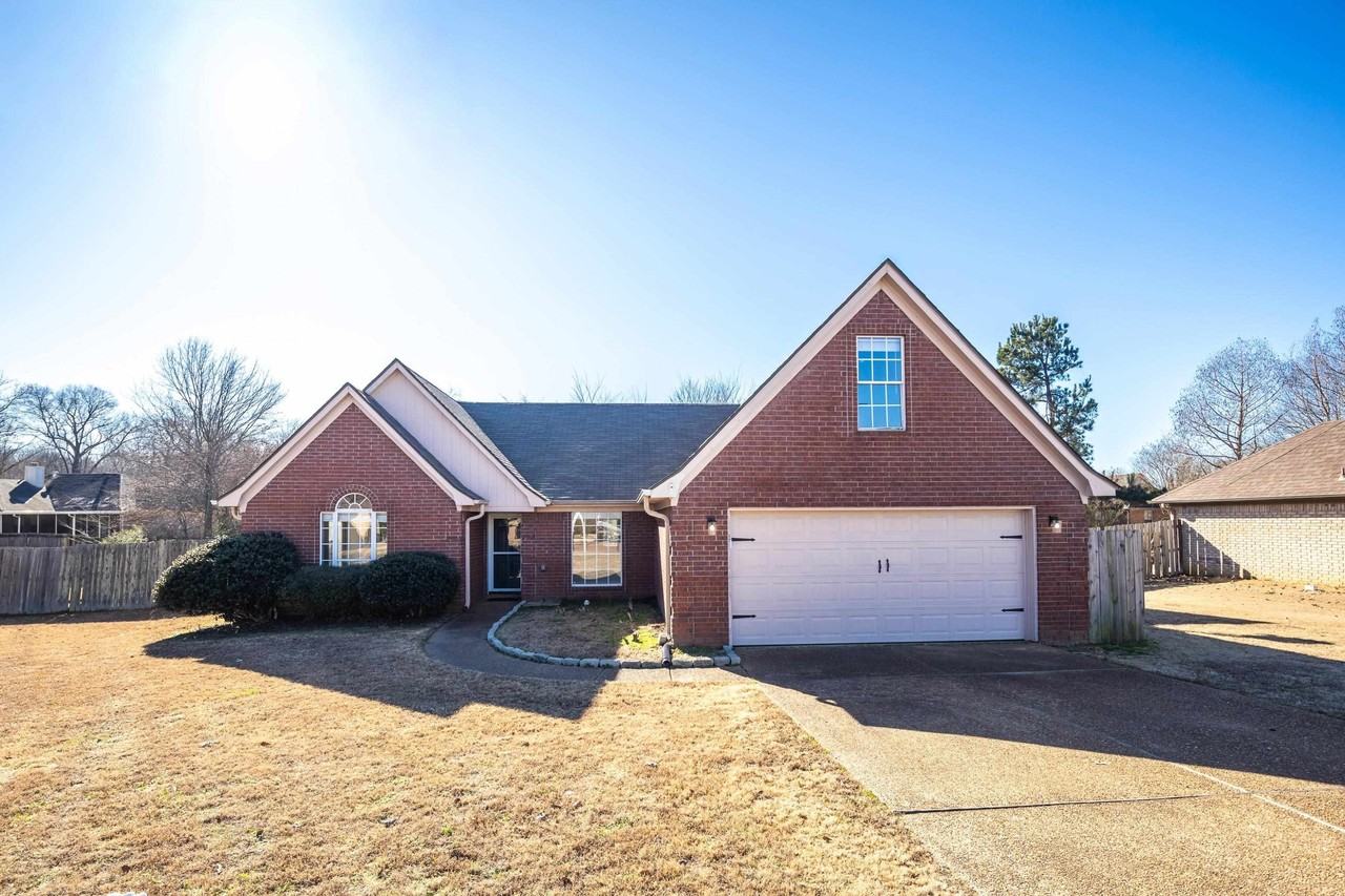 7775 Shadow Elm Ln - Photo 2 of 36