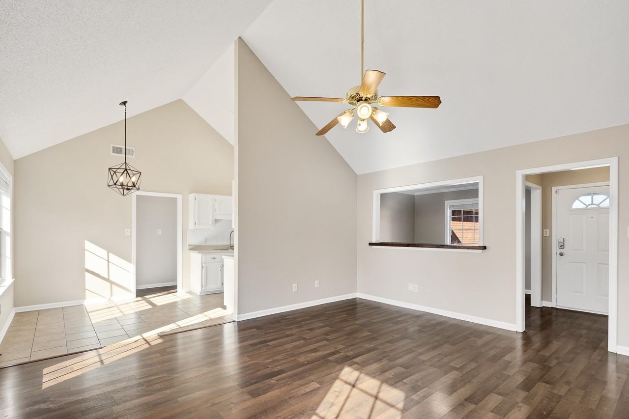 7775 Shadow Elm Ln - Photo 5 of 36