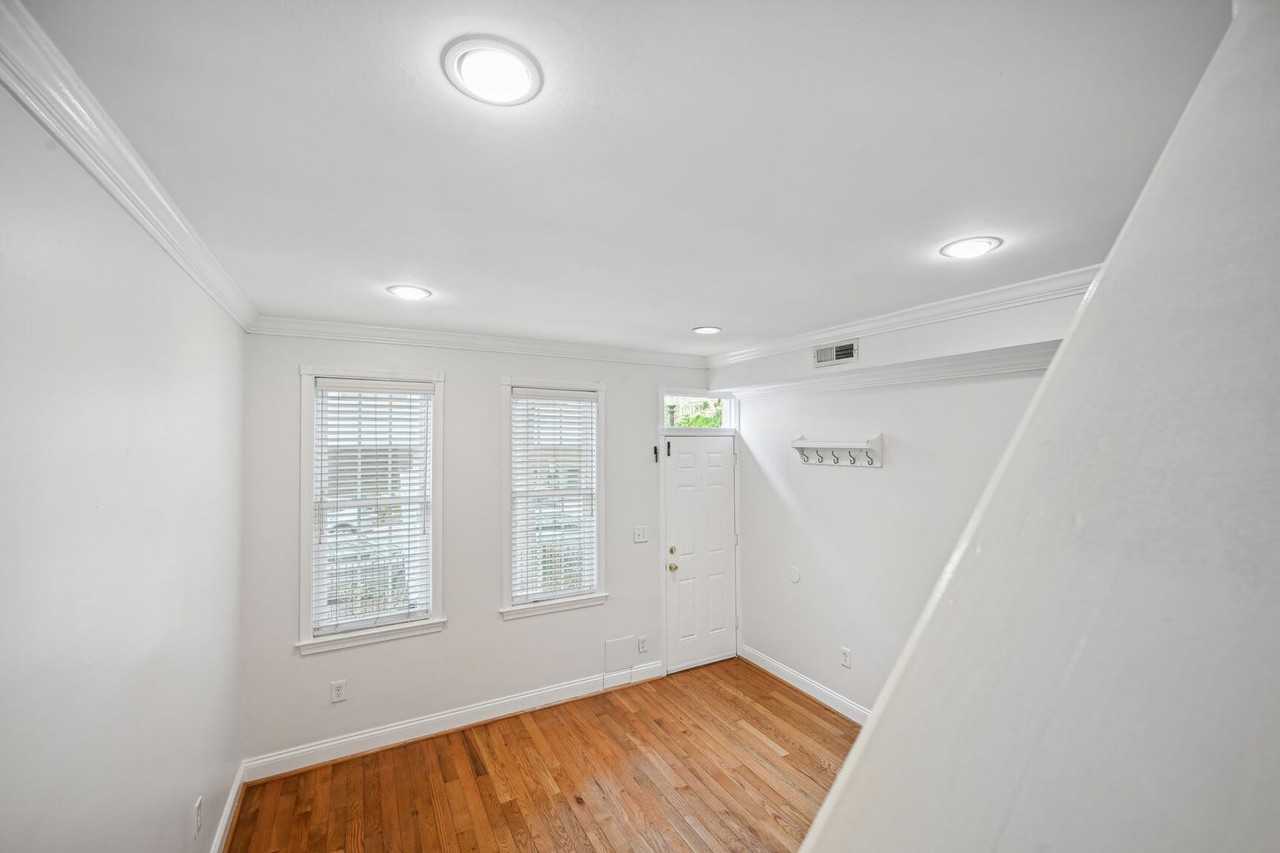 807 25th St Nw ##Nw - Photo 6 of 15
