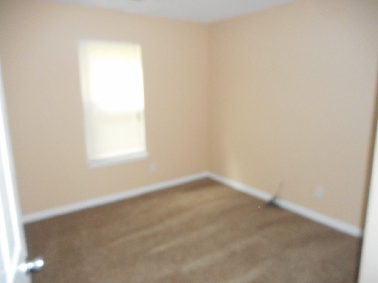 2731 Daffodil Dr - Photo 2 of 10